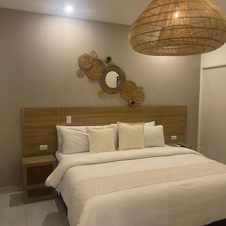 Moet Medellin Hotel Bagian luar foto